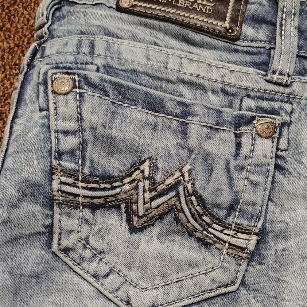 MissMe Light Wash Skinny 25